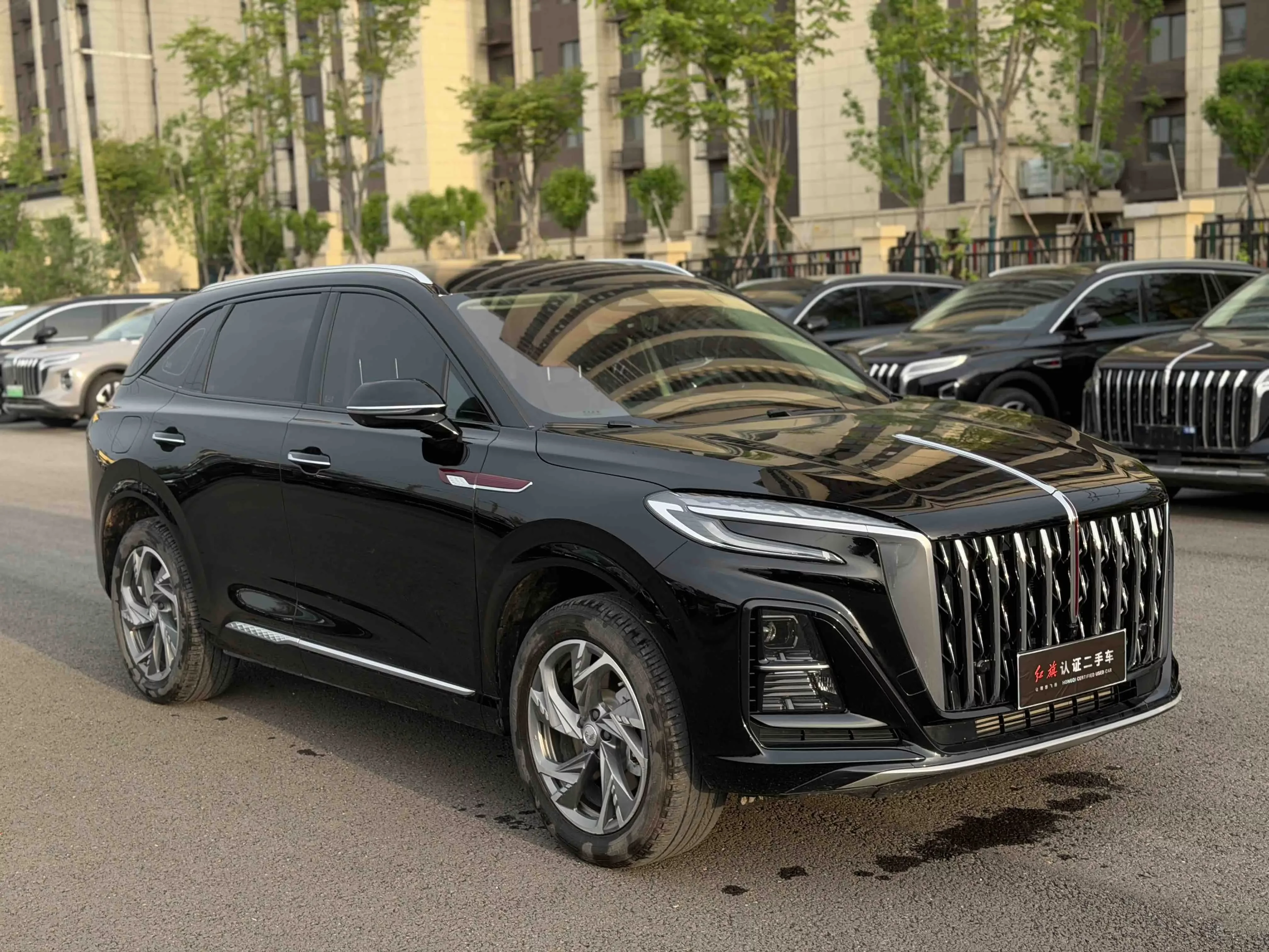 Hongqi HS3 PHEV