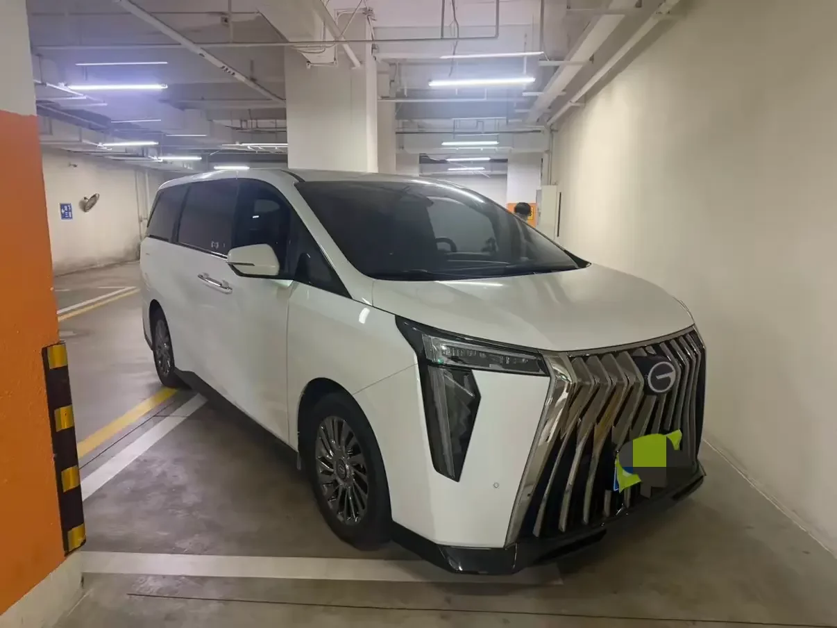 GAC Trumpchi M8