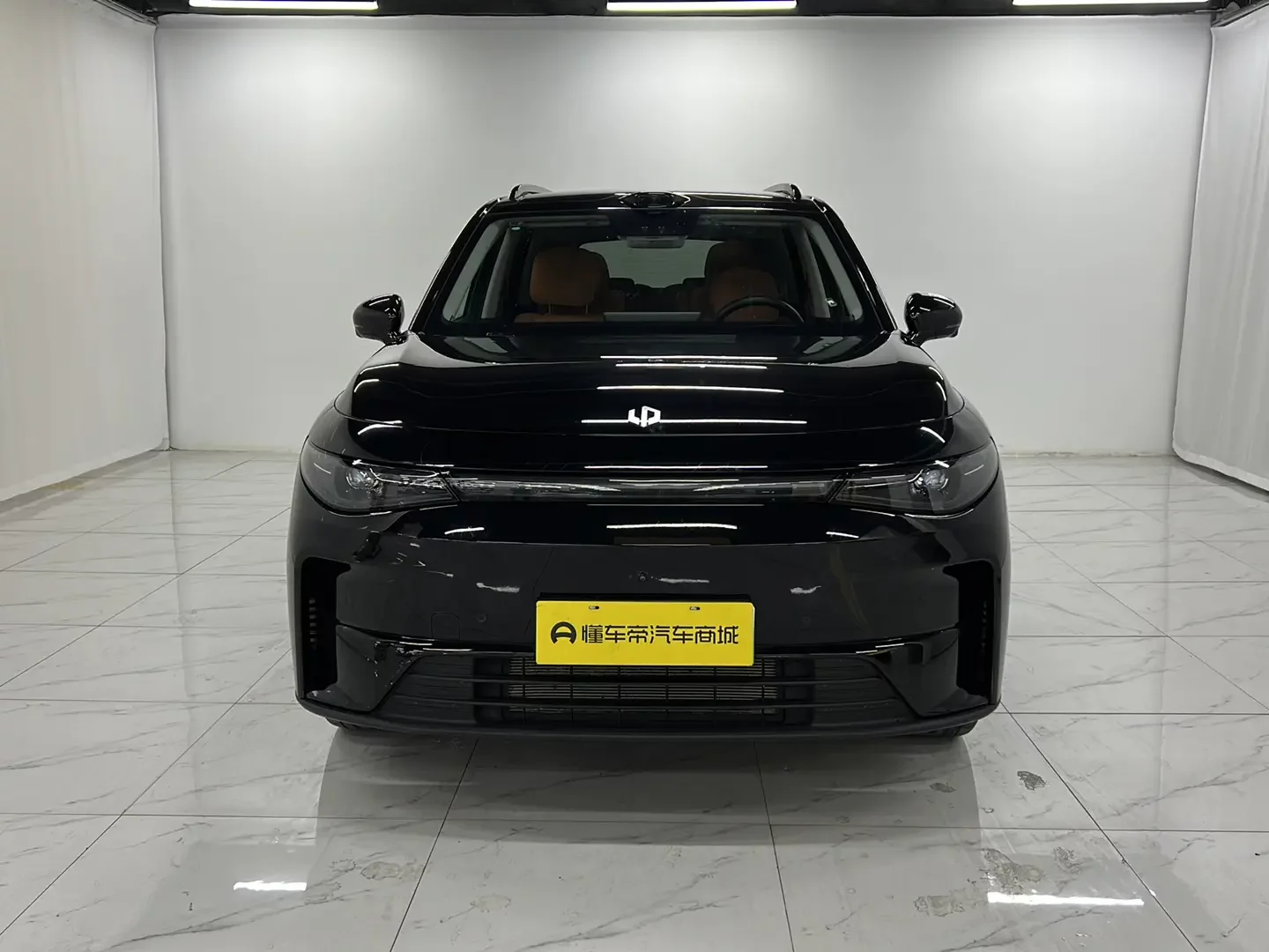 Leapmotor C16