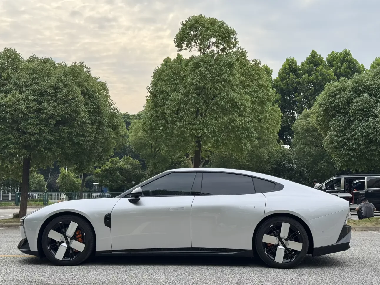 Xpeng P7
