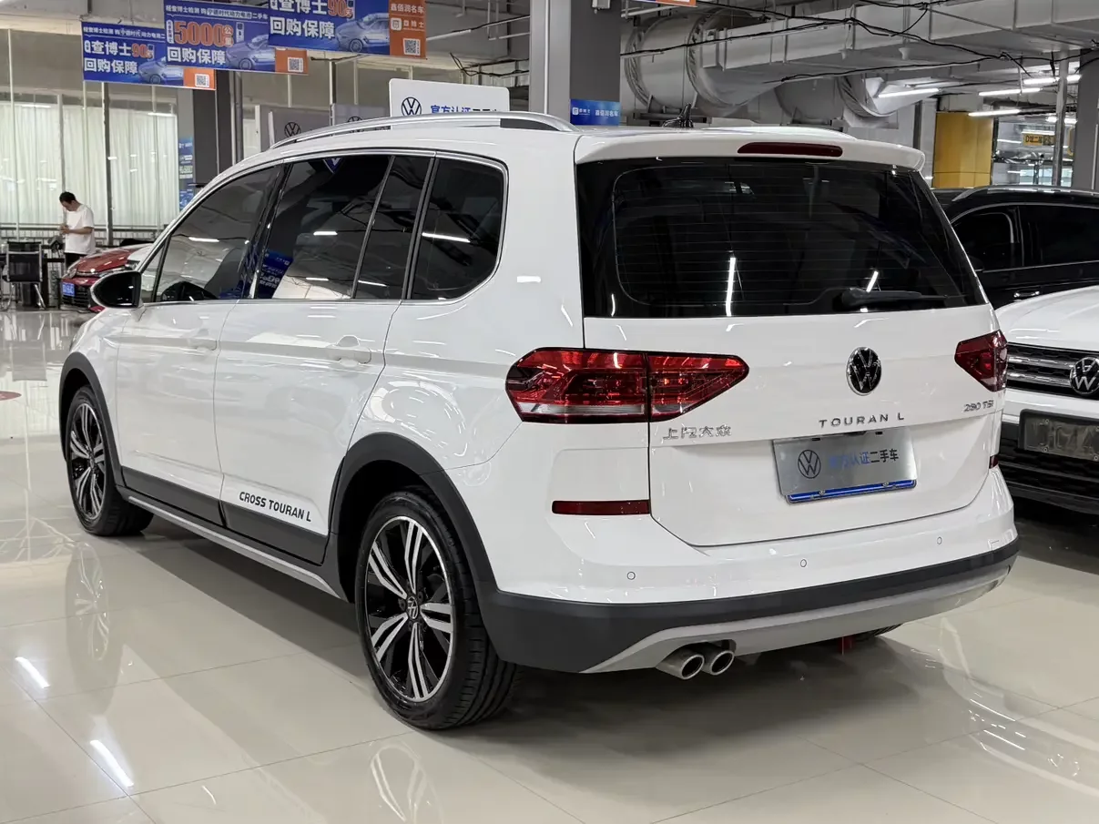 Volkswagen Touran L