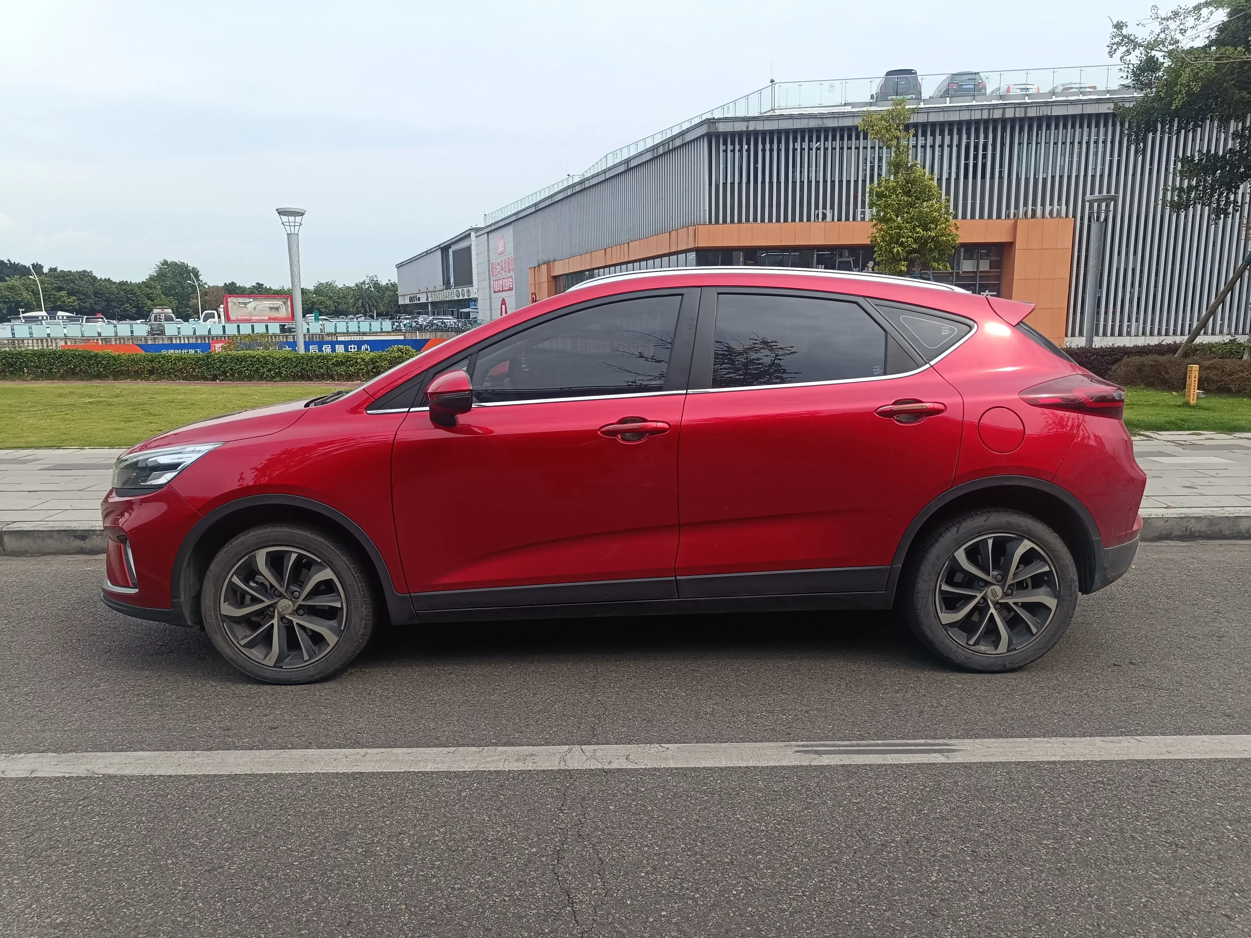 Geely Emgrand GS