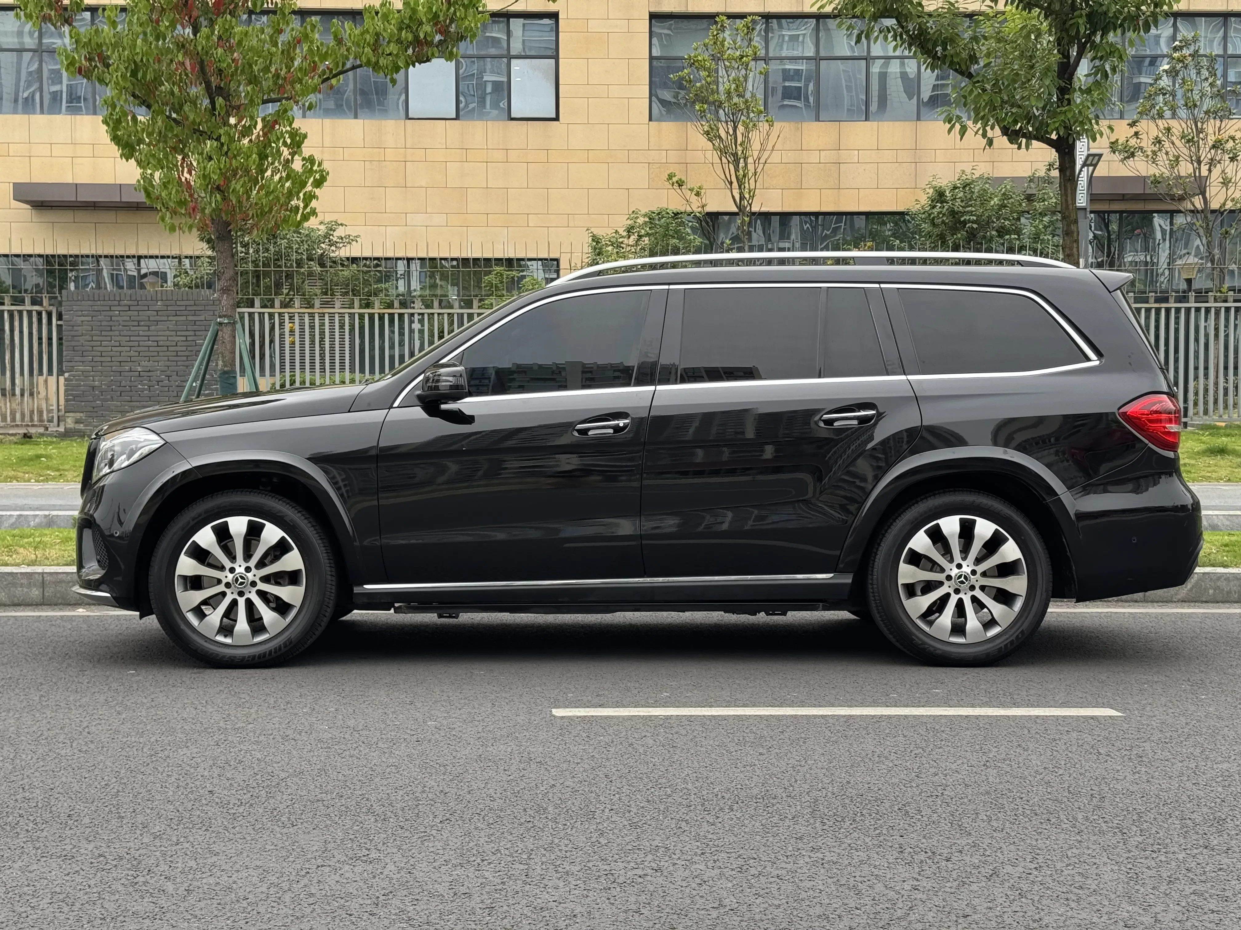 Mercedes-Benz GLS
