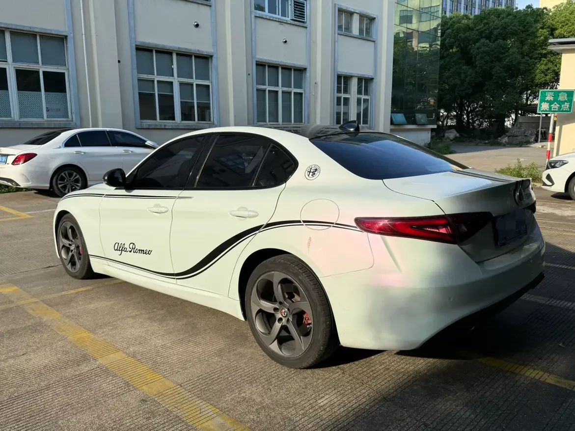 Alfa romeo Giulia Juliet