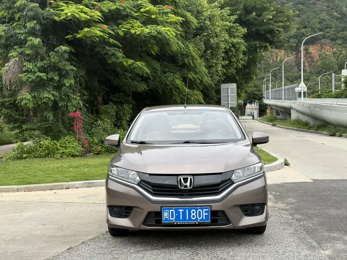 Honda Gray