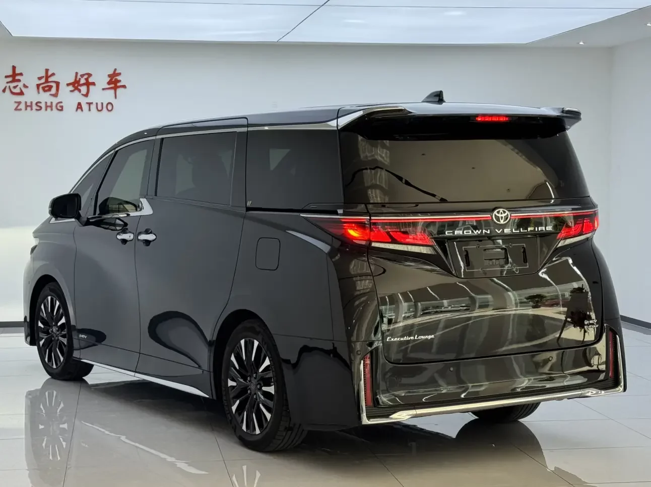 Toyota Crown Wellfire