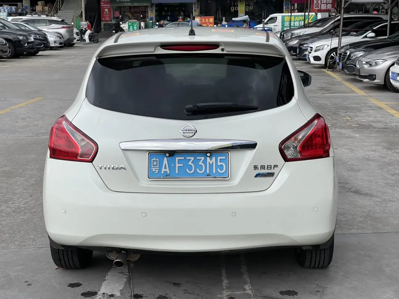 Nissan Tiida