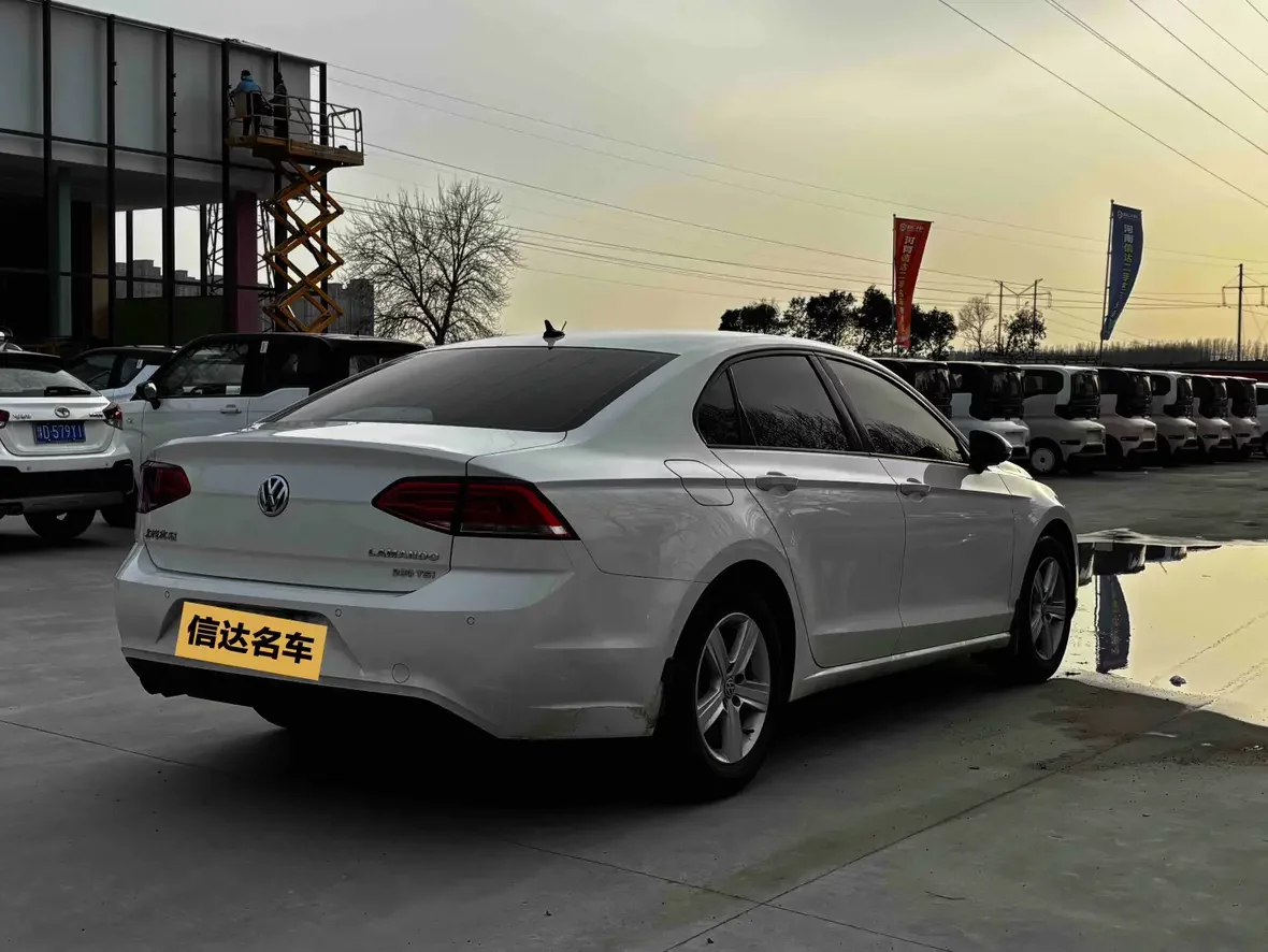 Volkswagen Lamando