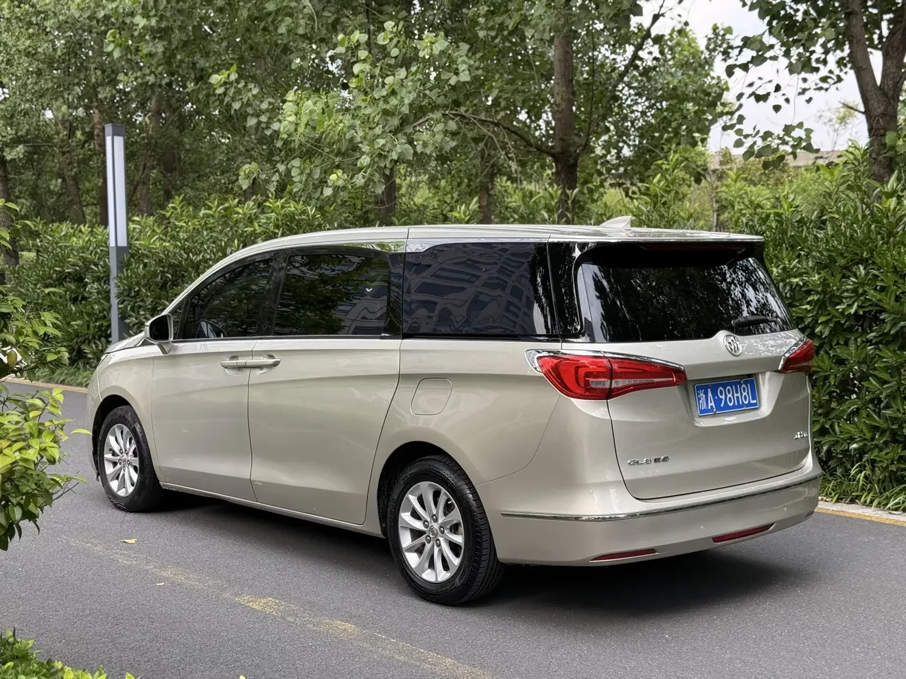 Buick GL8