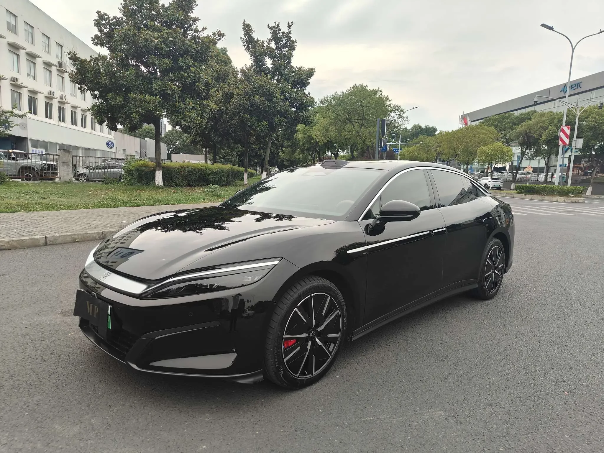BYD Han L DM