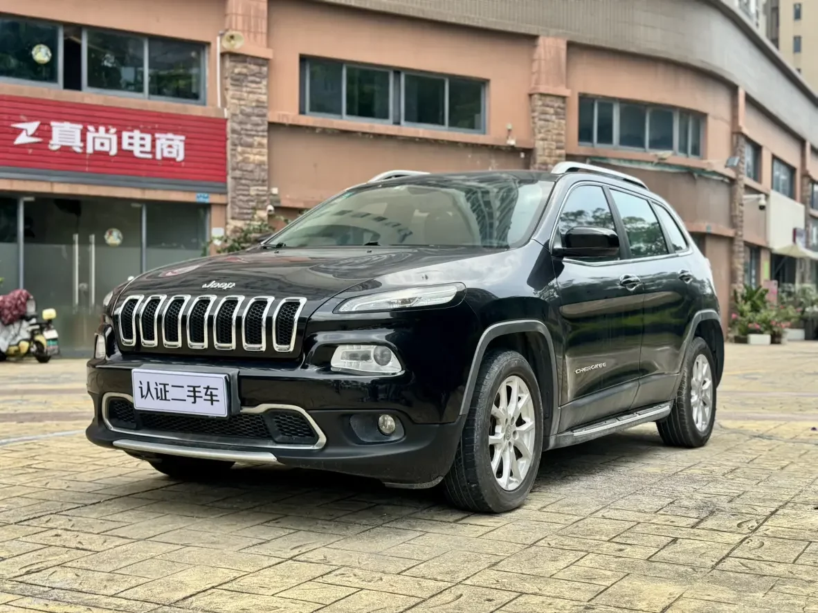 Jeep Cherokee  из Китая