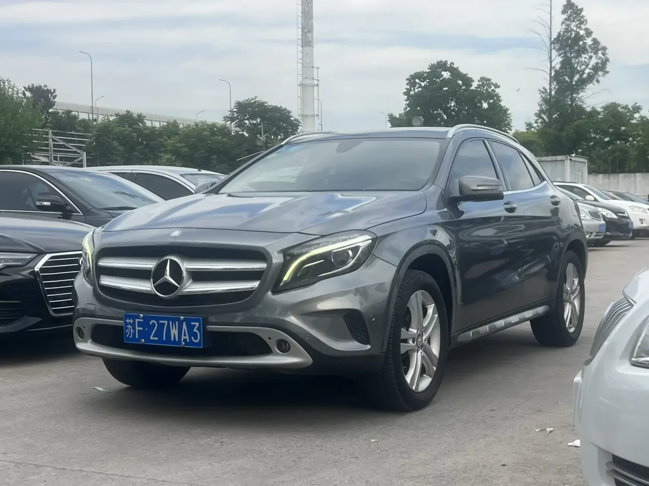Mercedes-Benz GLA