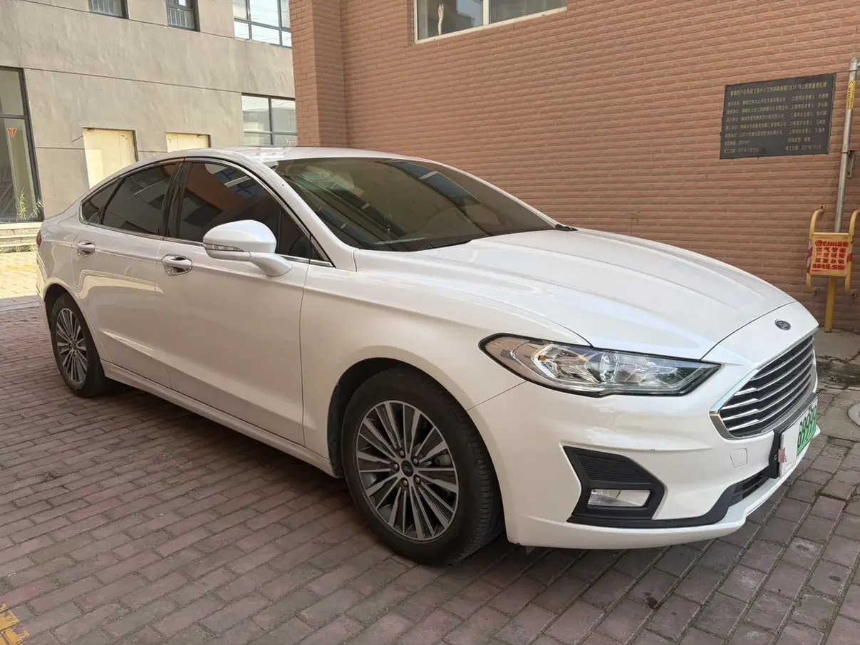 Ford Mondeo PHEV