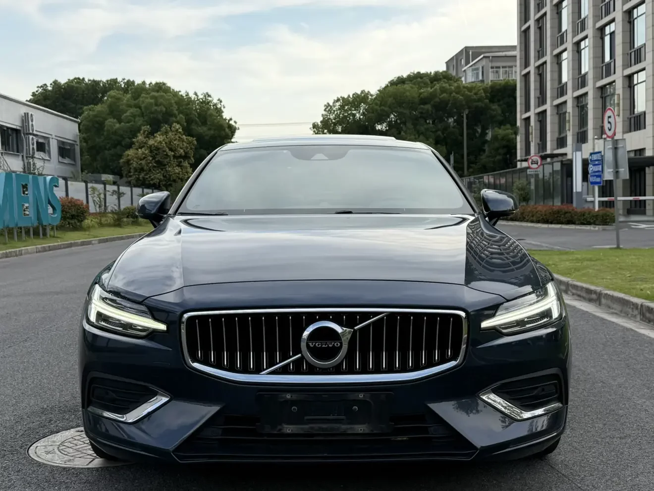 Volvo S60