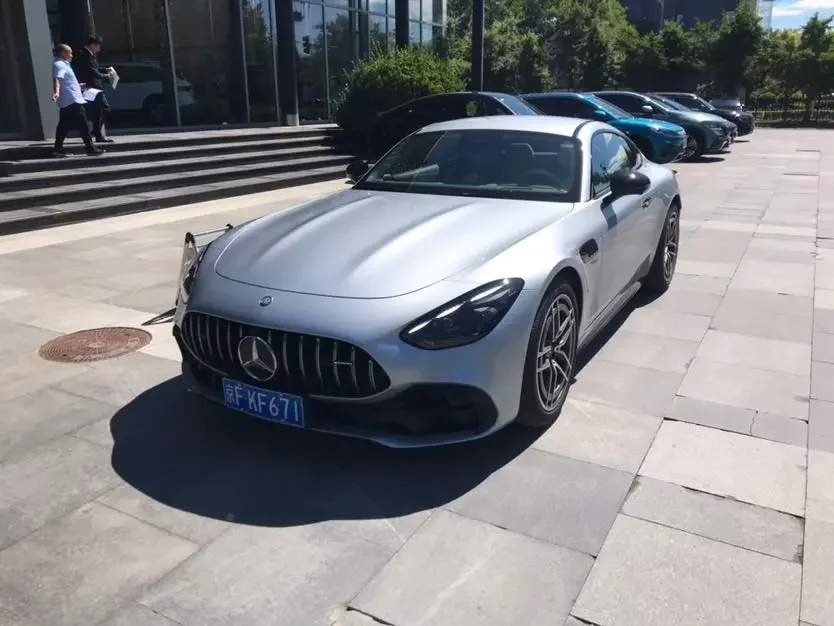 Mercedes-Benz AMG GT