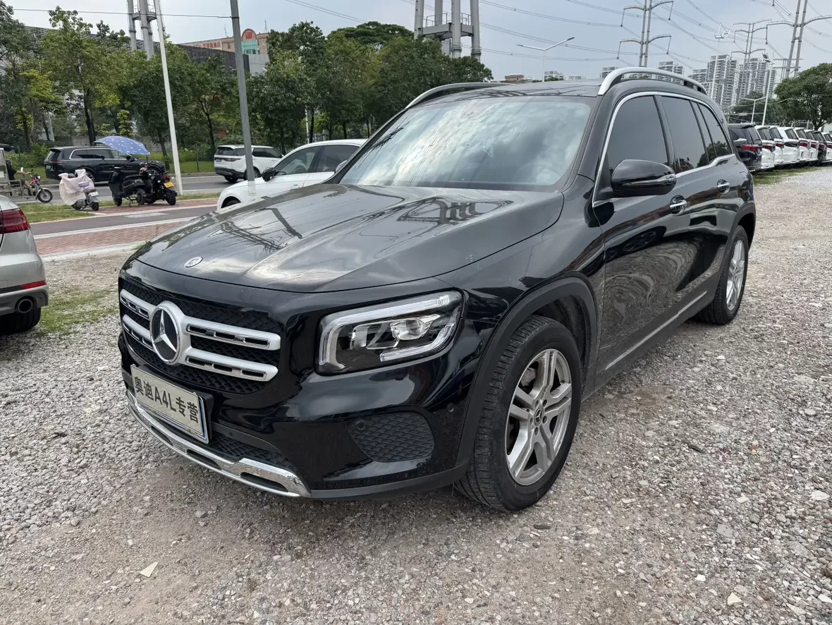 Mercedes-Benz GLB