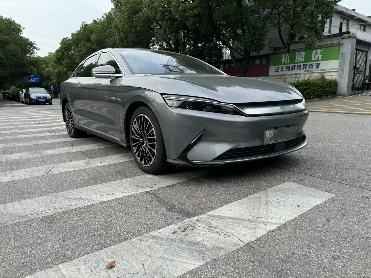 BYD Han EV
