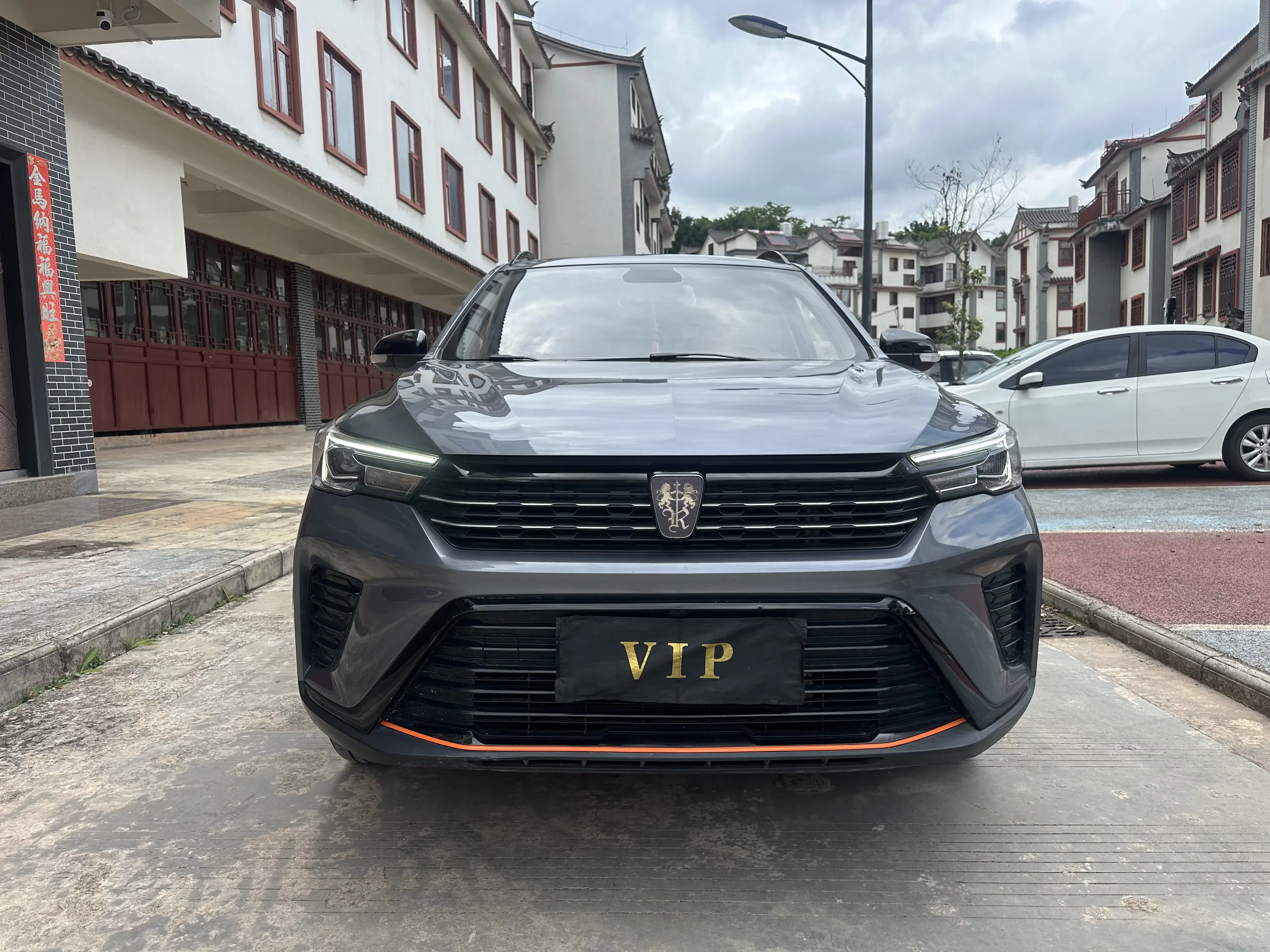 Roewe RX3