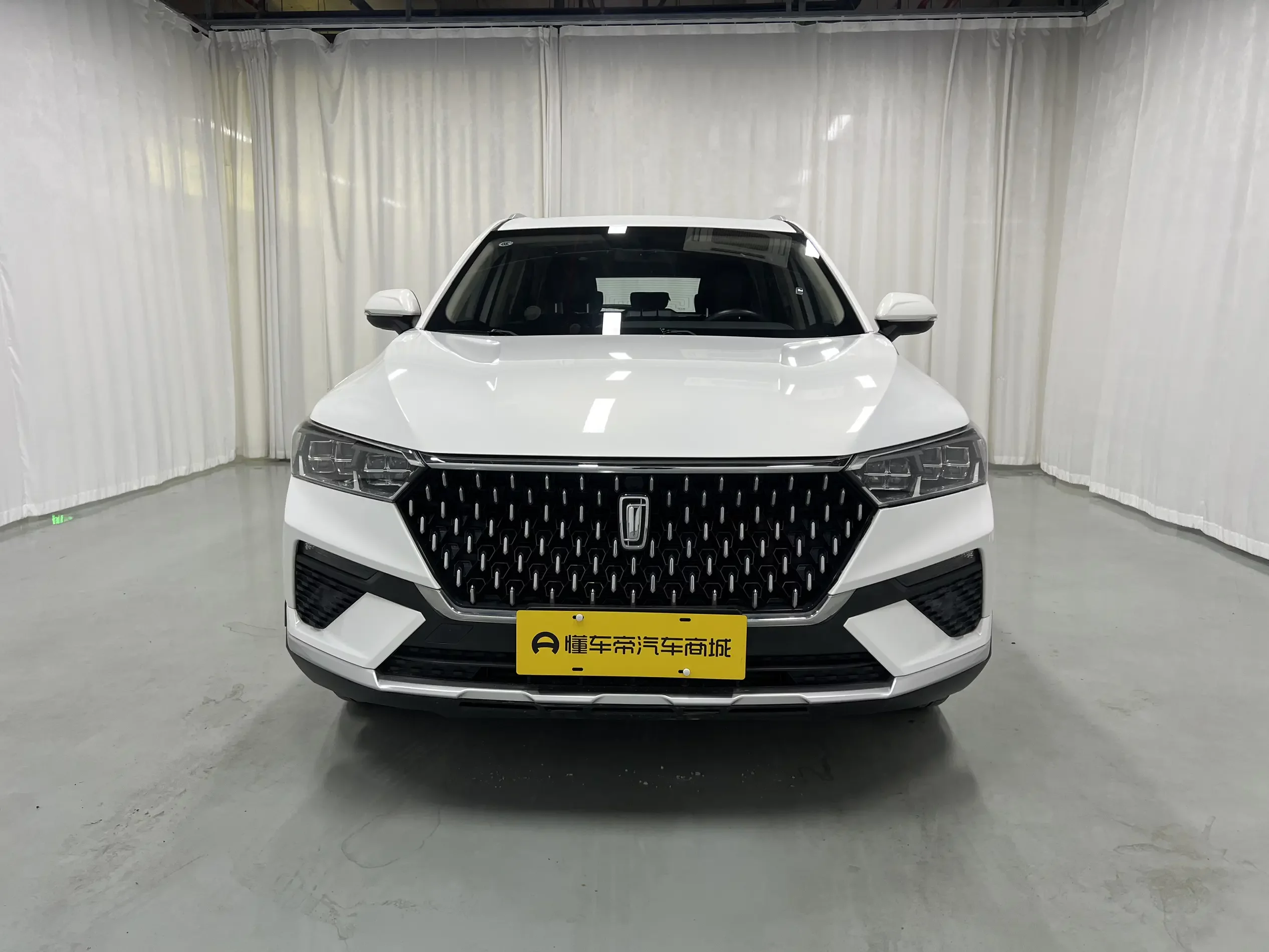 FAW Bestune T77