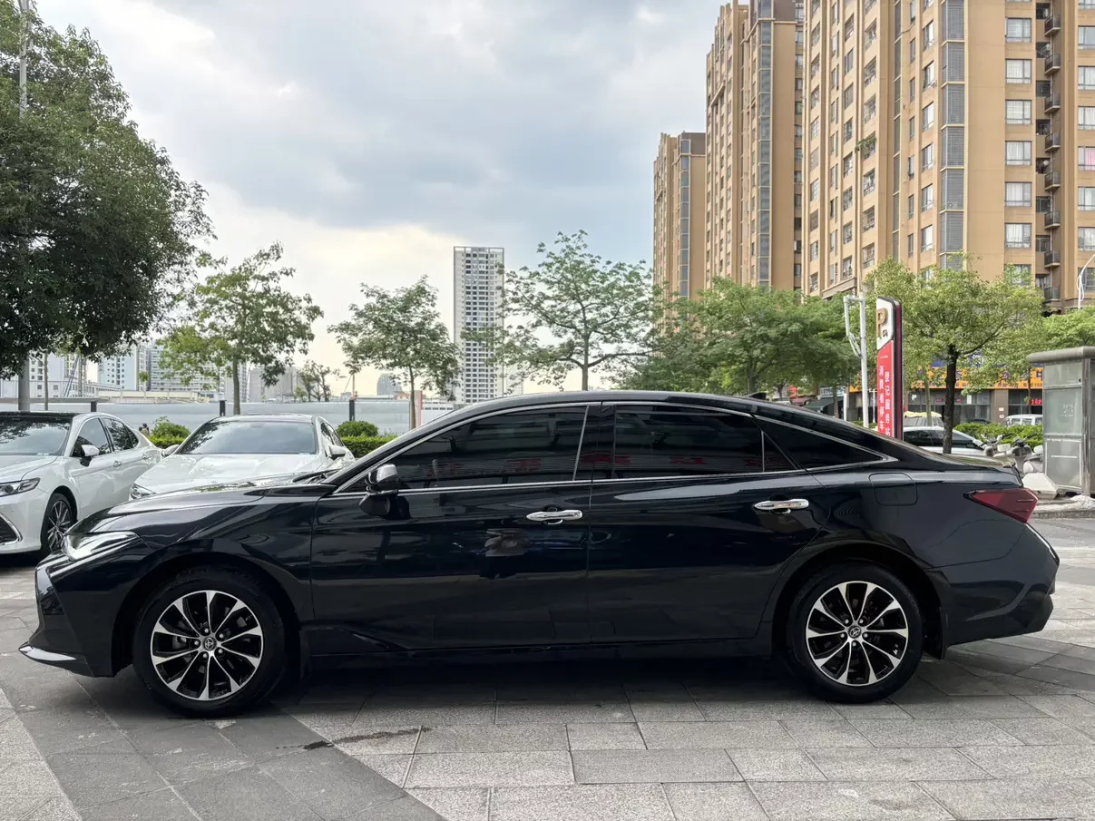 Toyota Avalon
