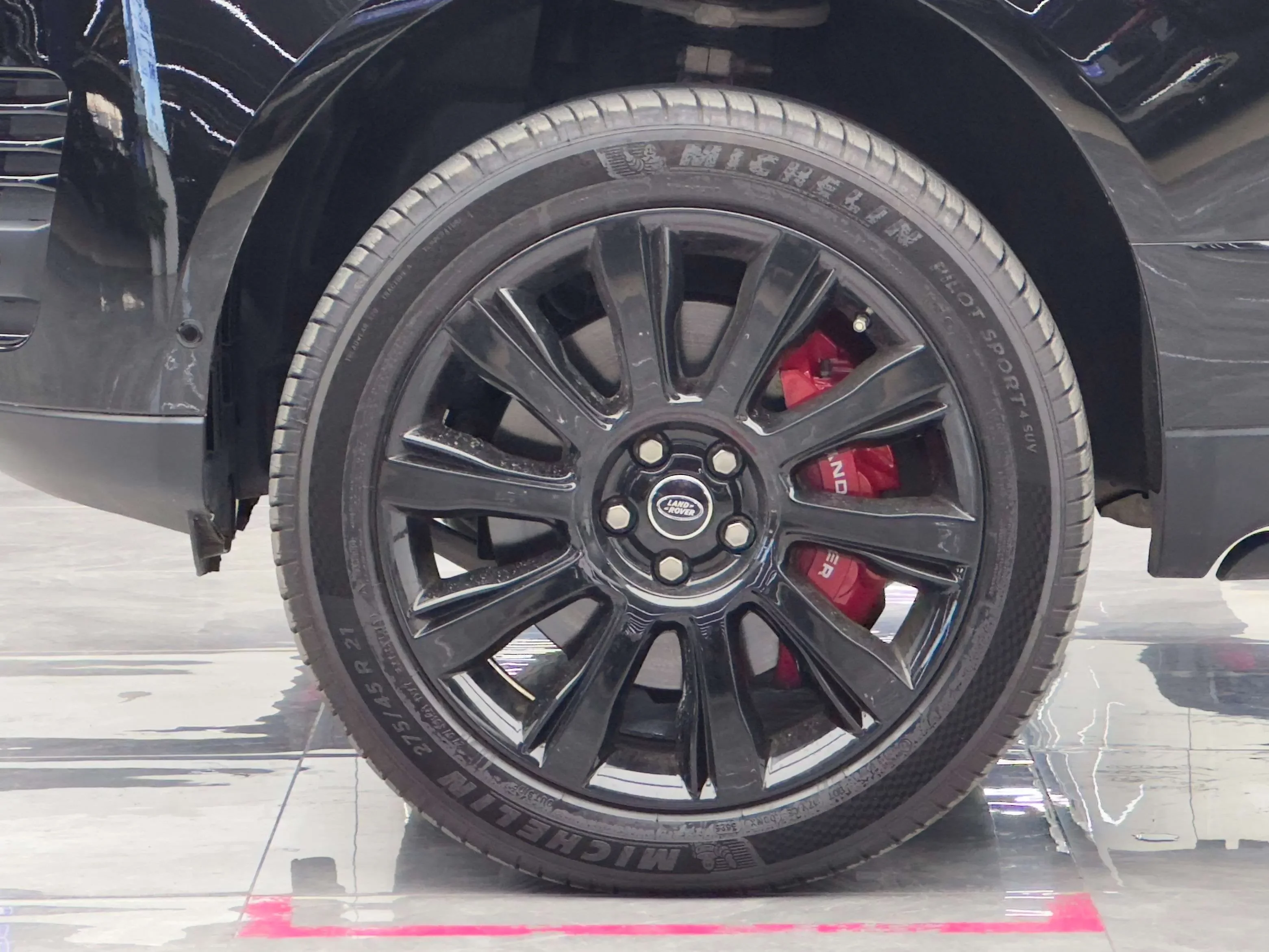 Land Rover range rover