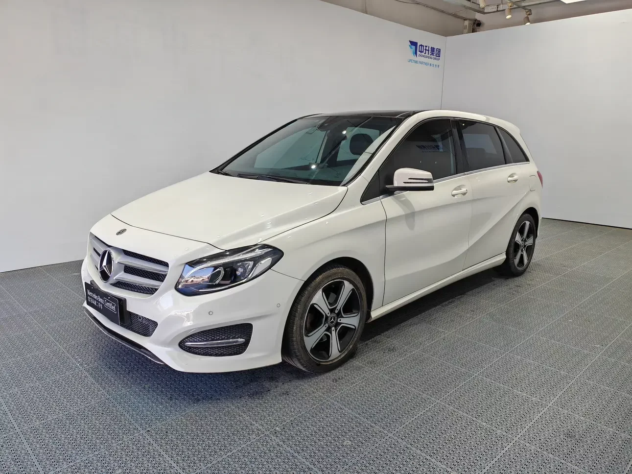 Mercedes-Benz B Class