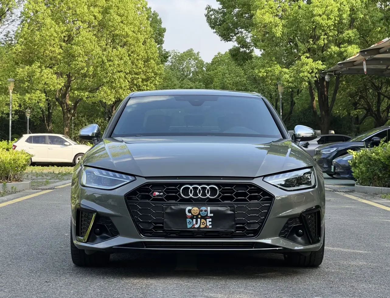 Audi S4