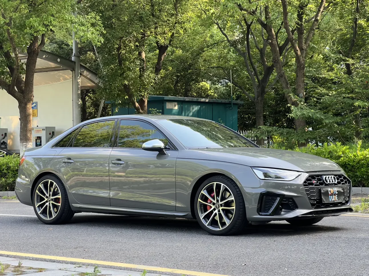 Audi S4