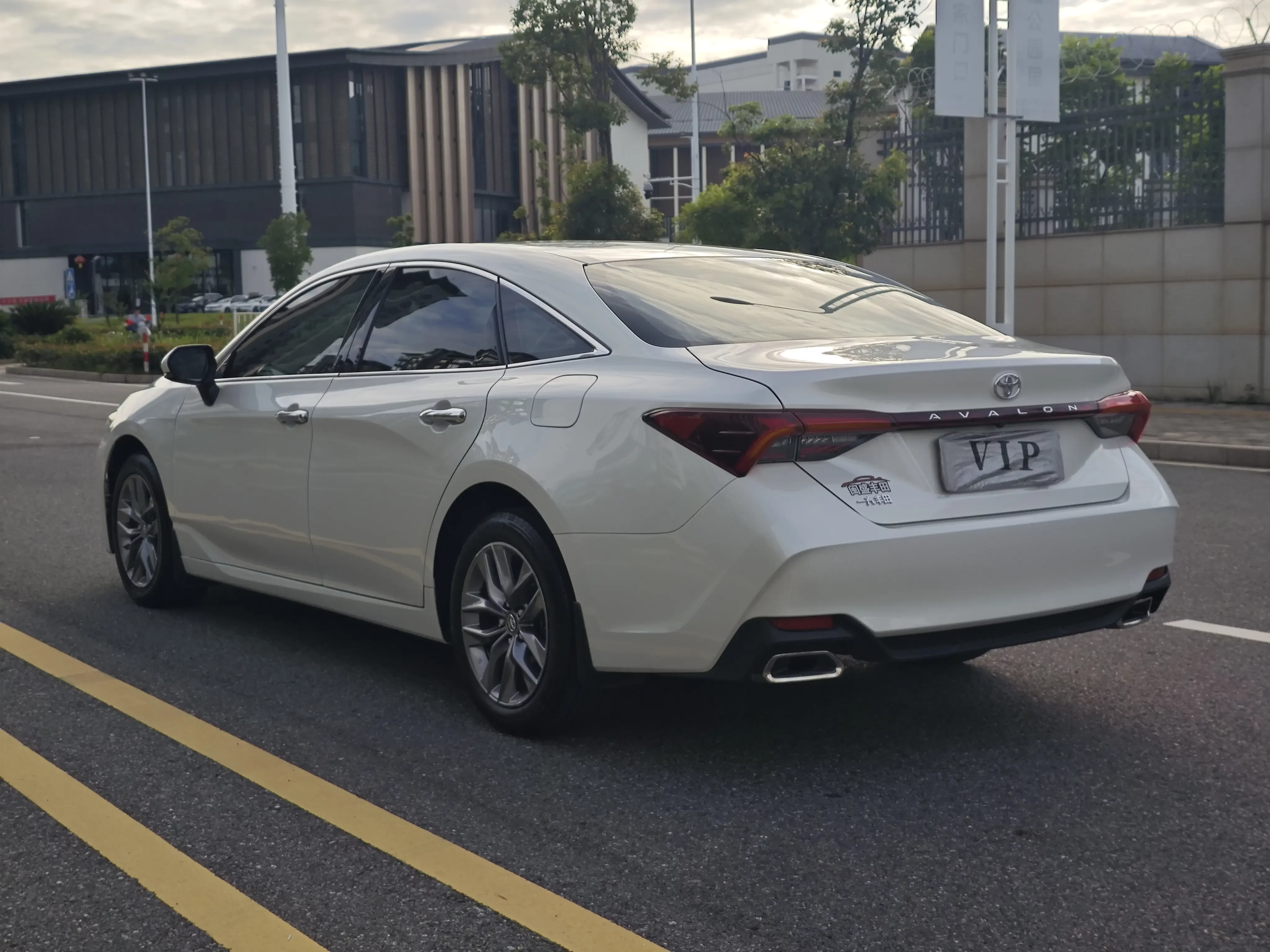 Toyota Avalon