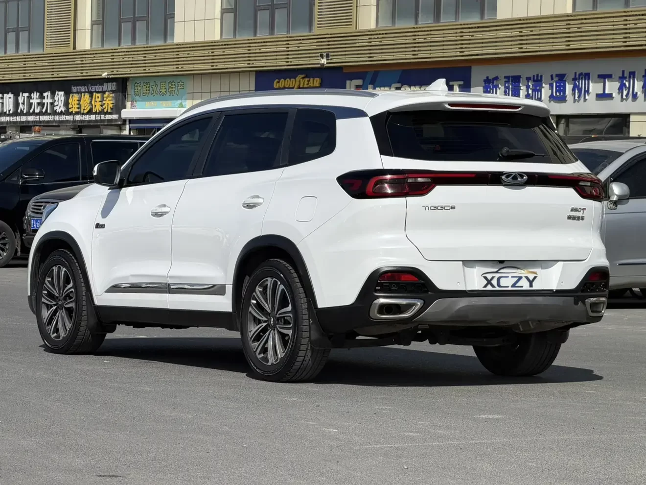 Chery Tiggo 8