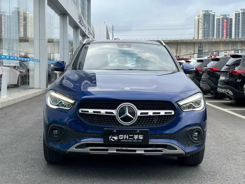Mercedes-Benz GLA