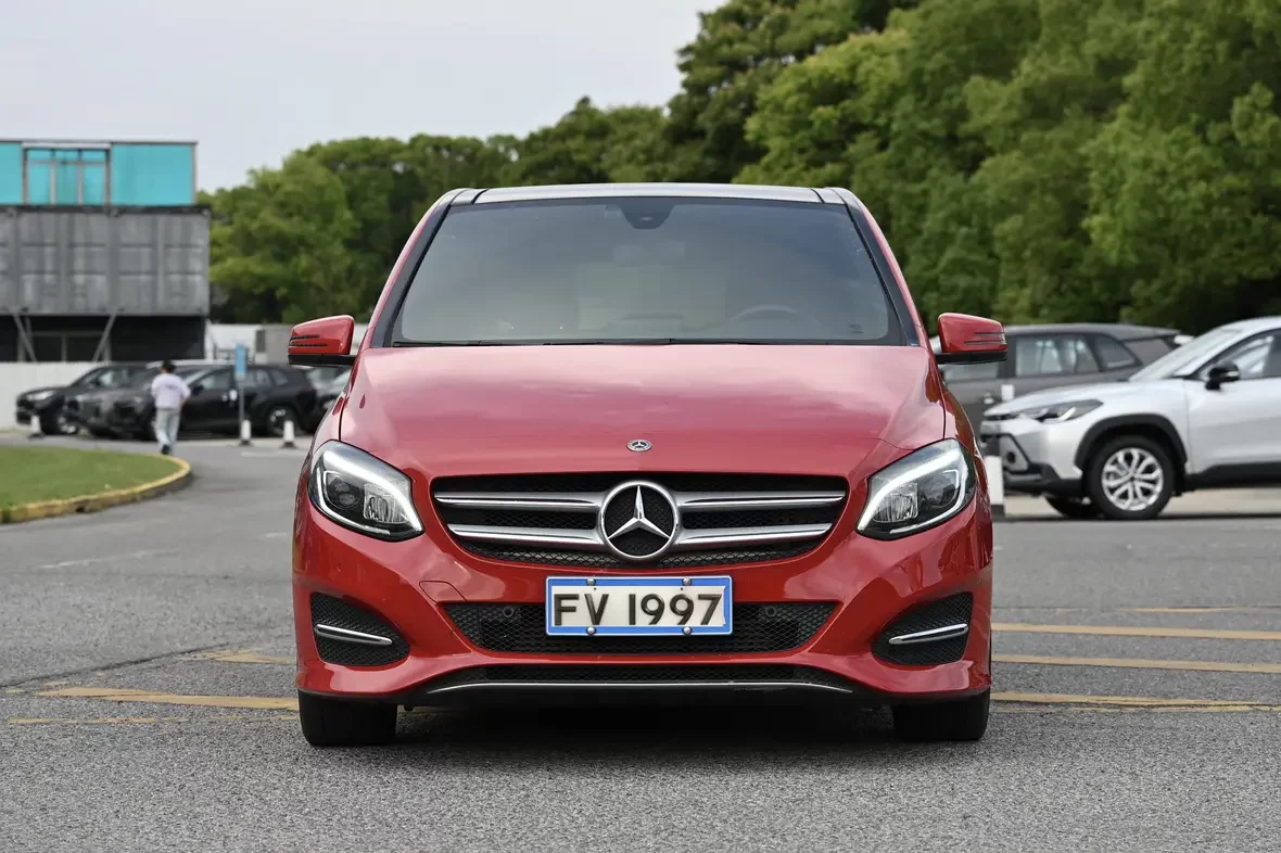 Mercedes-Benz B Class