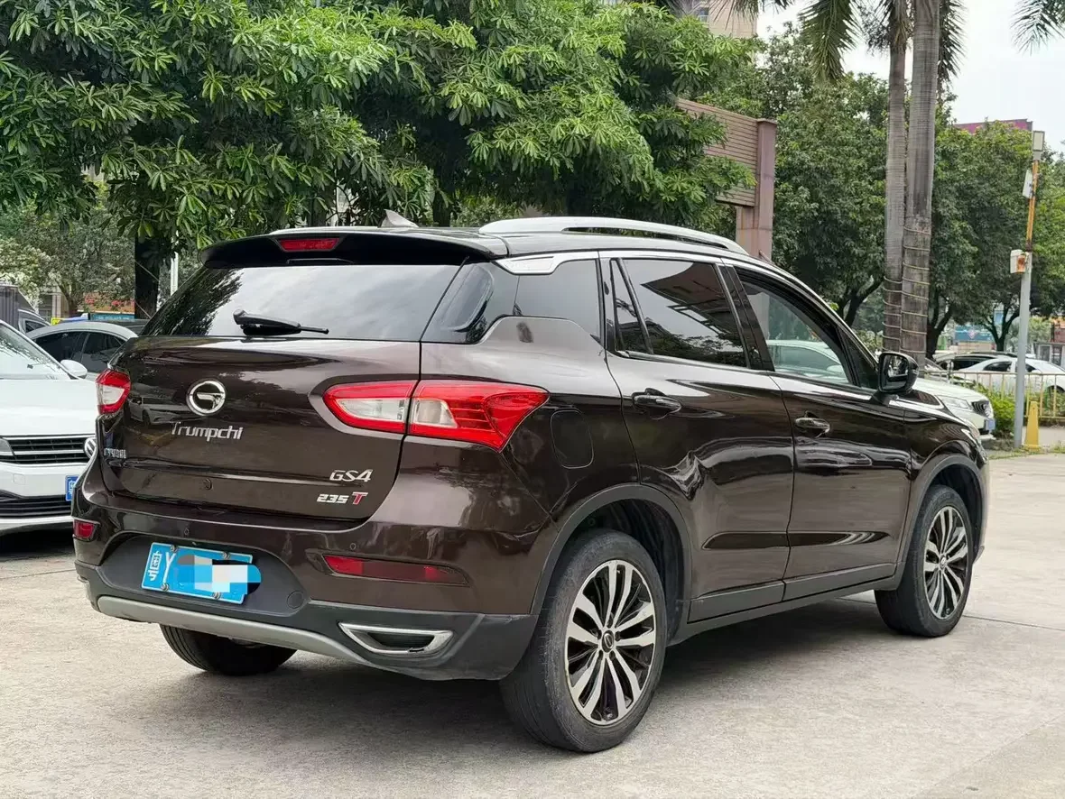 GAC Trumpchi GS4