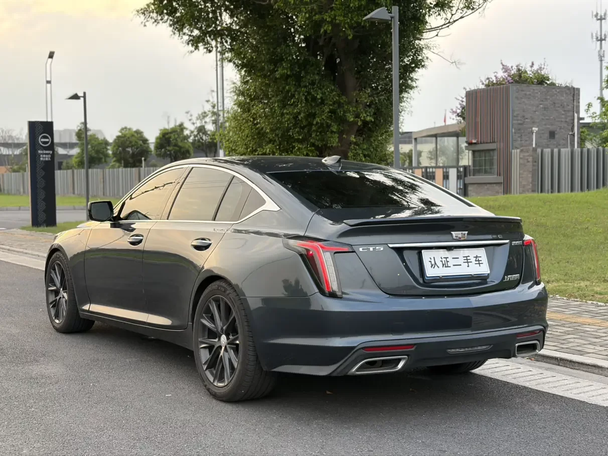 Cadillac CT5