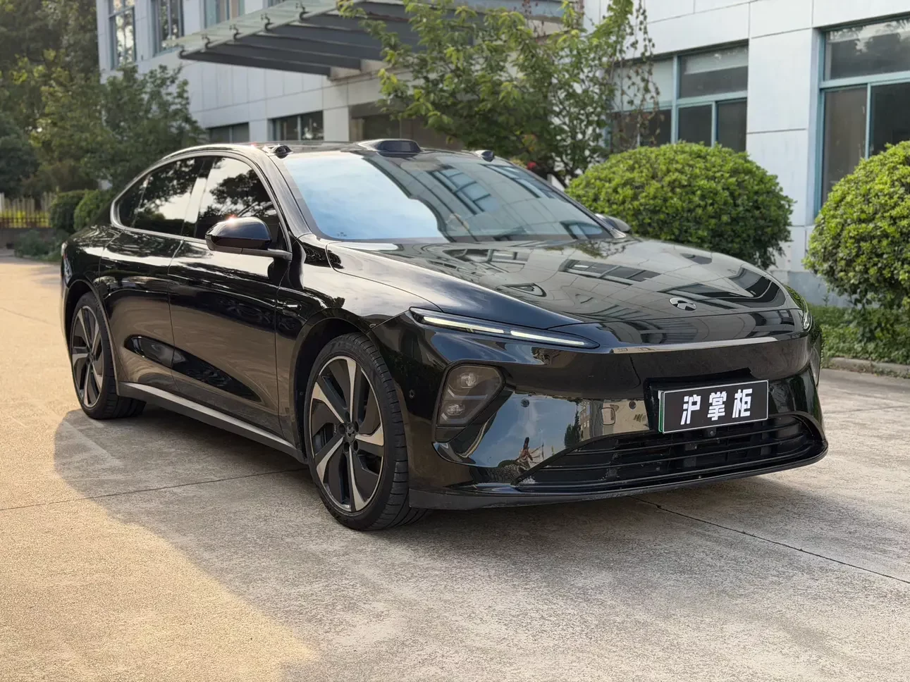 NIO ET7