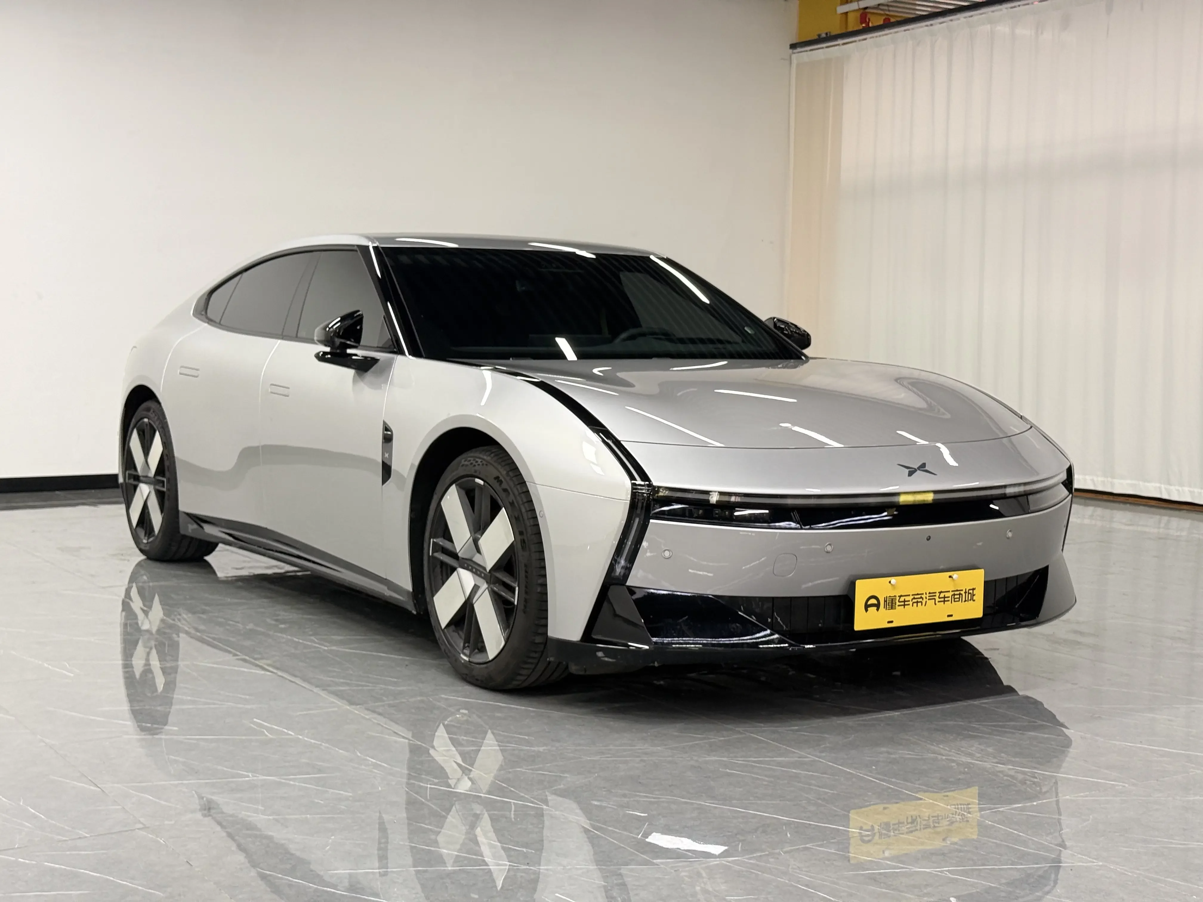 Xpeng P7