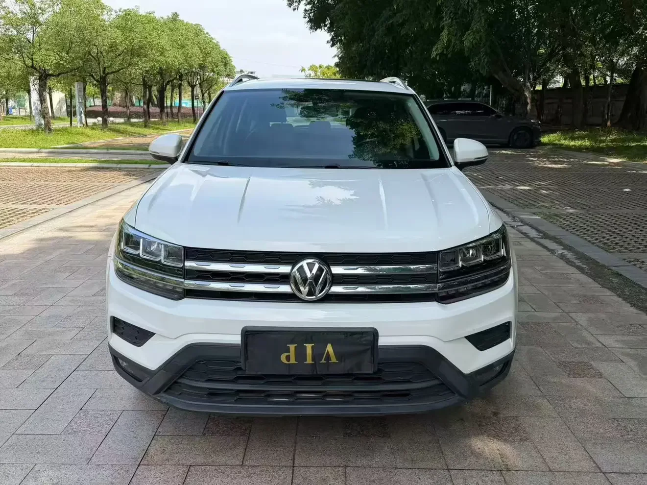 Volkswagen Tharu