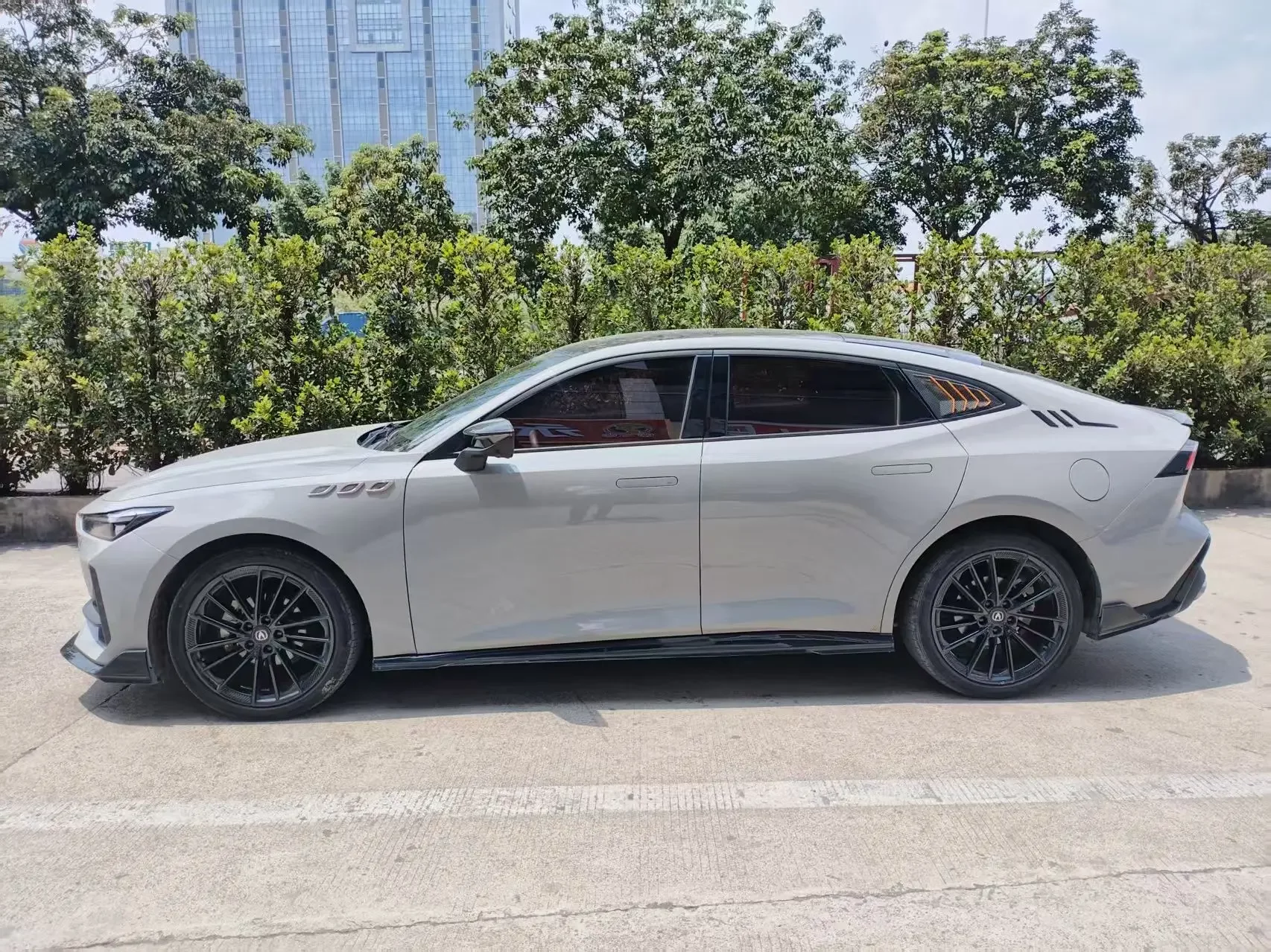Changan UNI-V