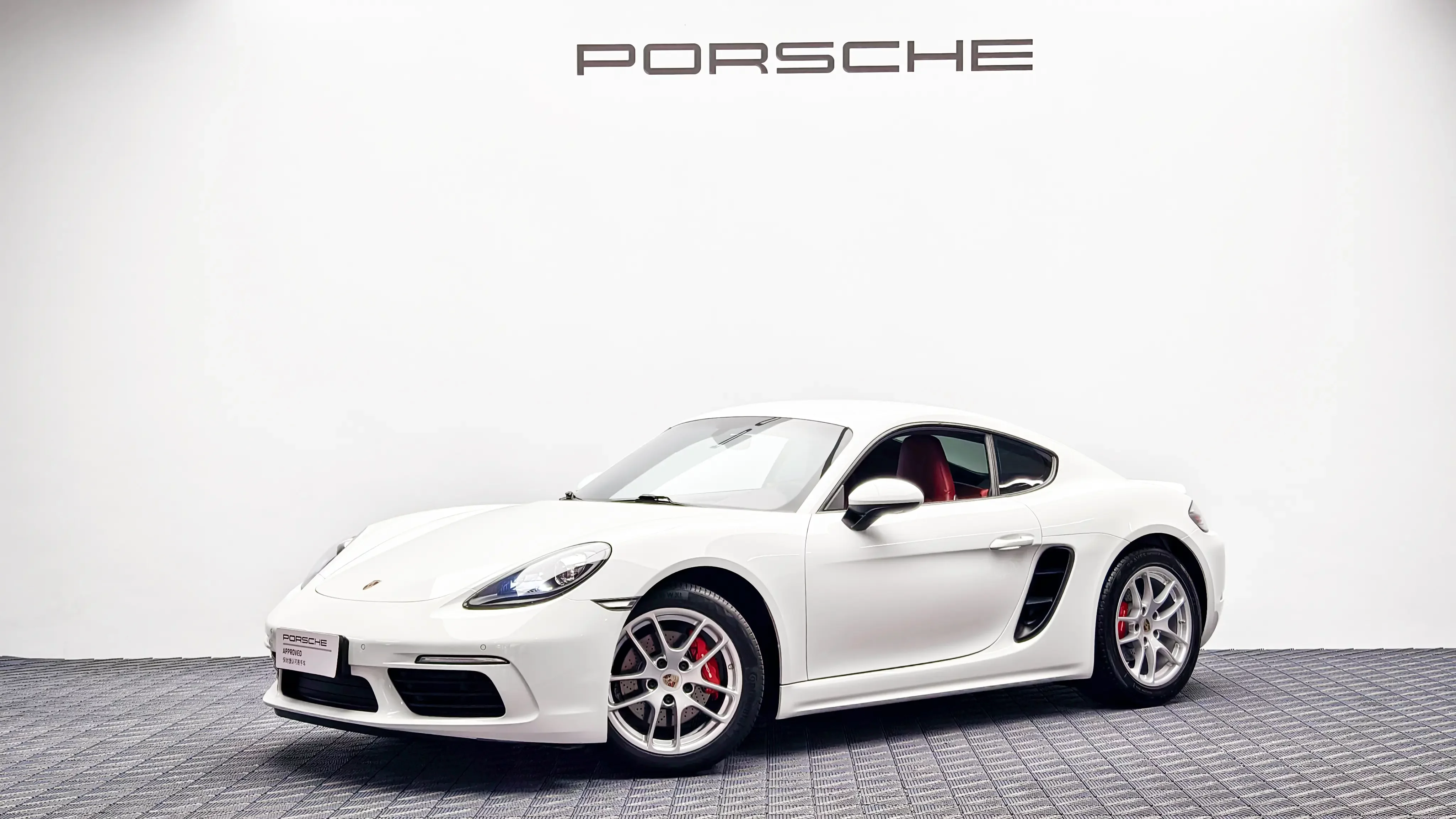 Porsche 718