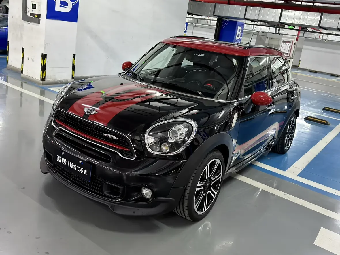 MINI JCW COUNTRYMAN