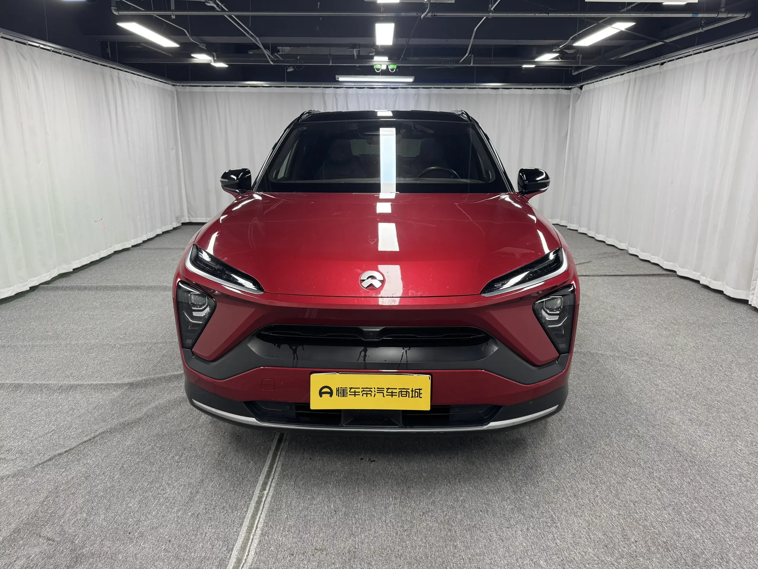 NIO ES6