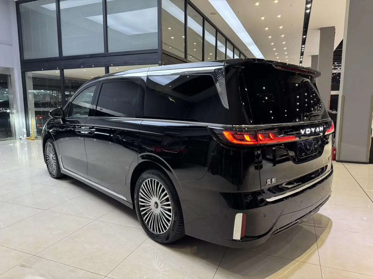 Voyah Lantu Dreamer PHEV