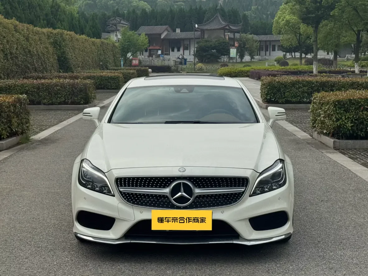 Mercedes-Benz CLS