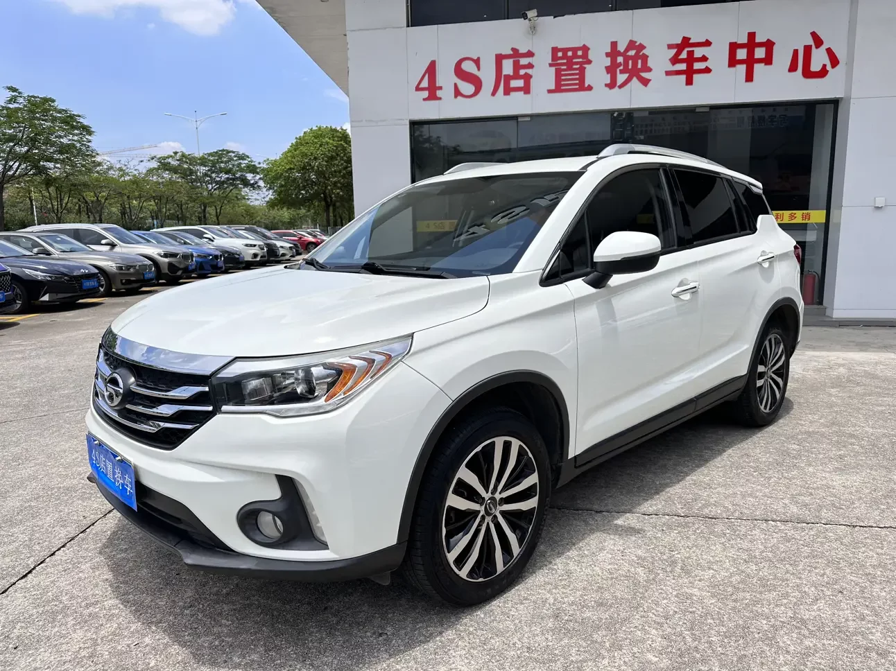 GAC Trumpchi GS4