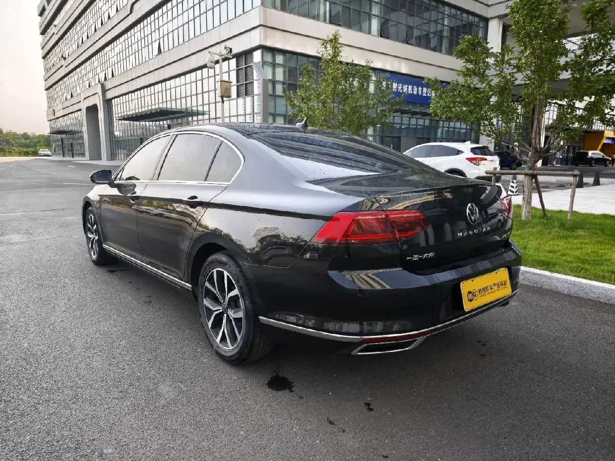 Volkswagen Magotan