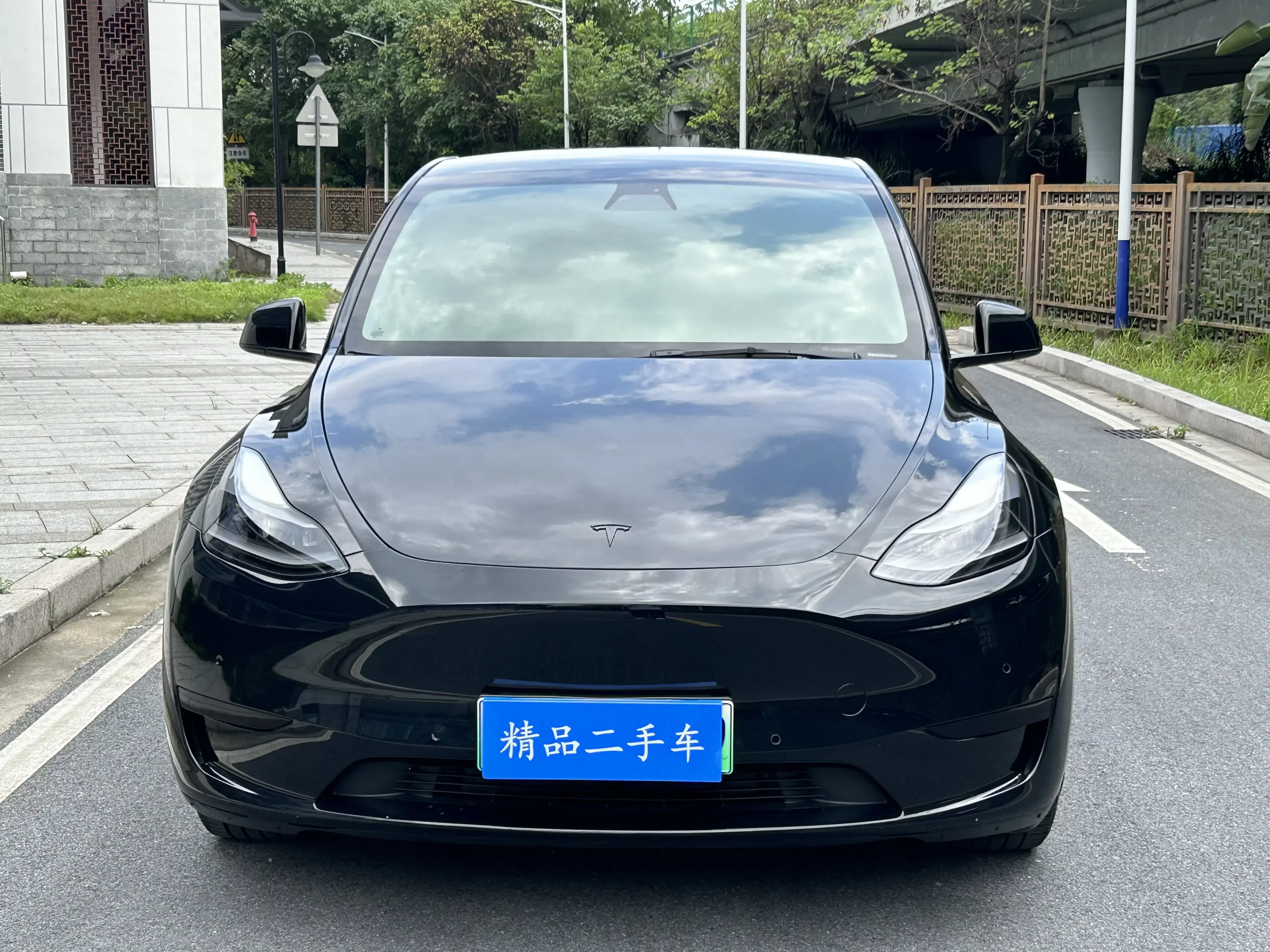 Tesla Model Y  из Китая