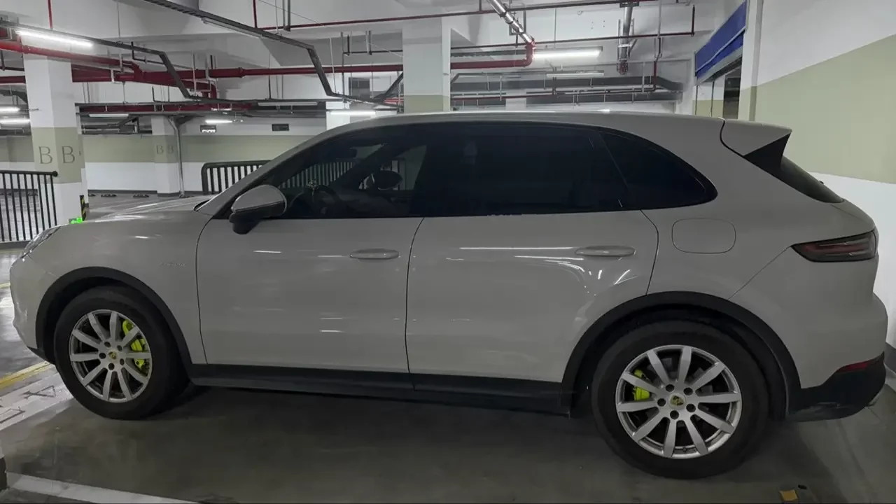 Porsche Cayenne E-Hybrid