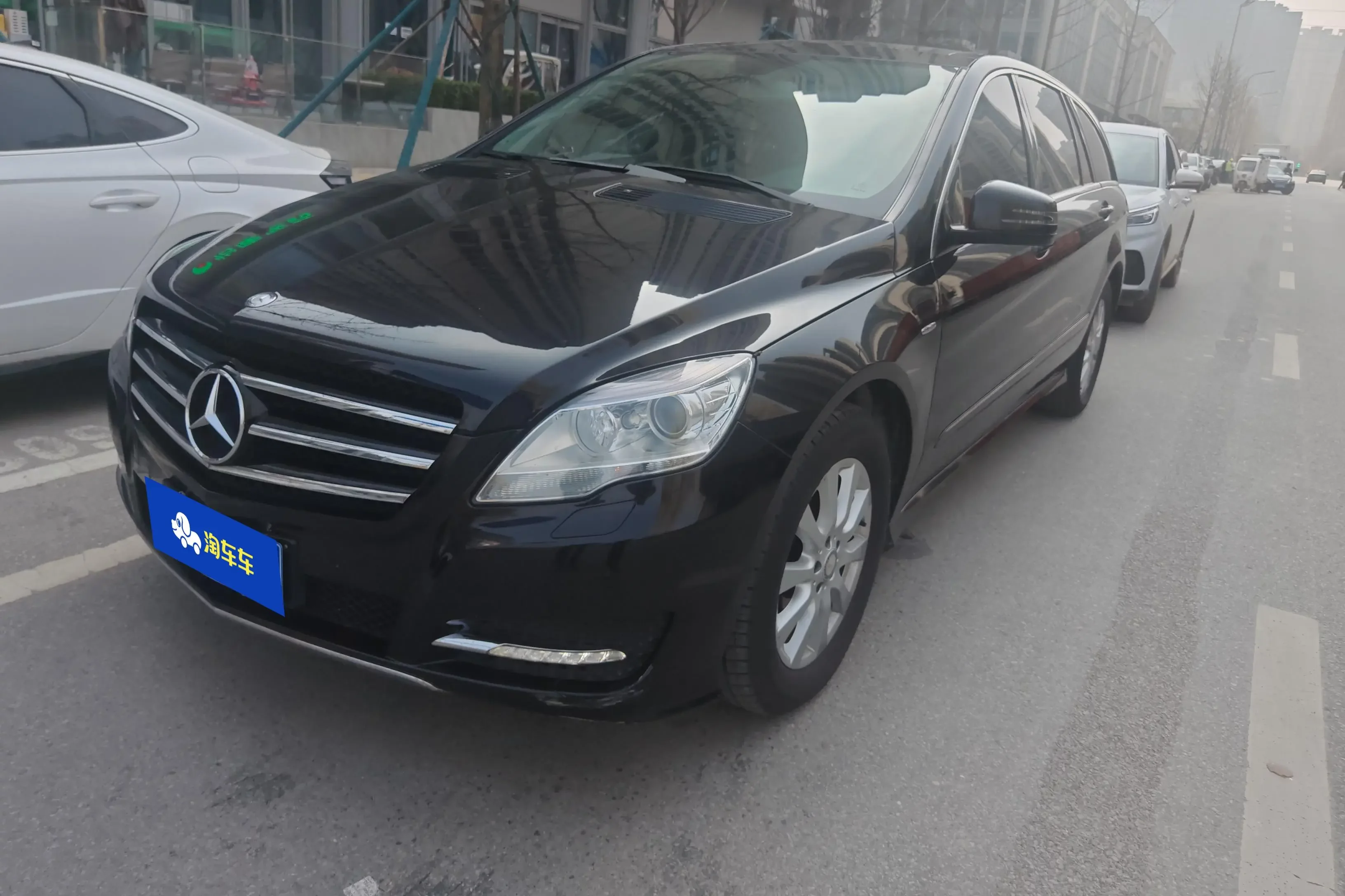Mercedes-Benz R-Class