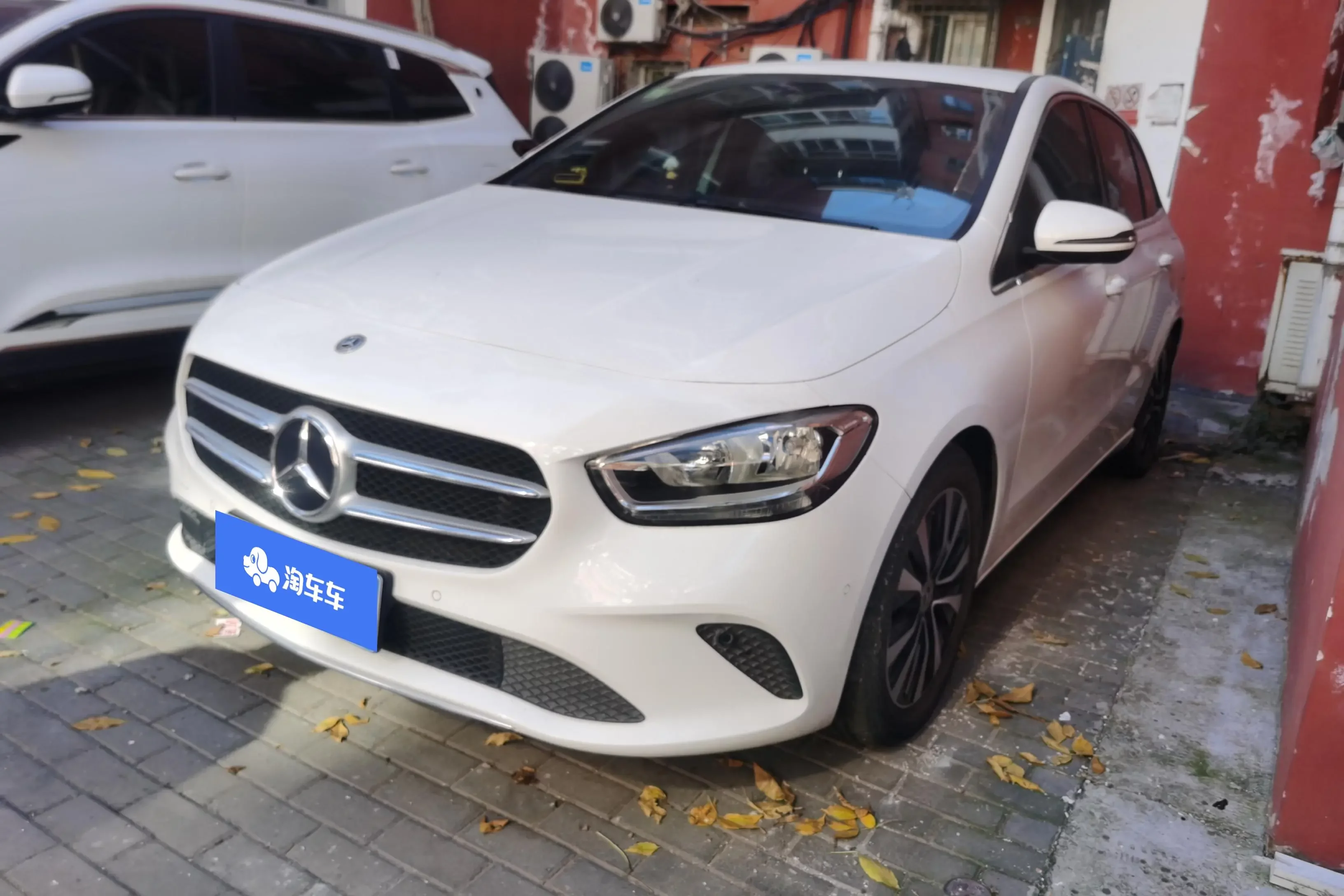 Mercedes-Benz B Class