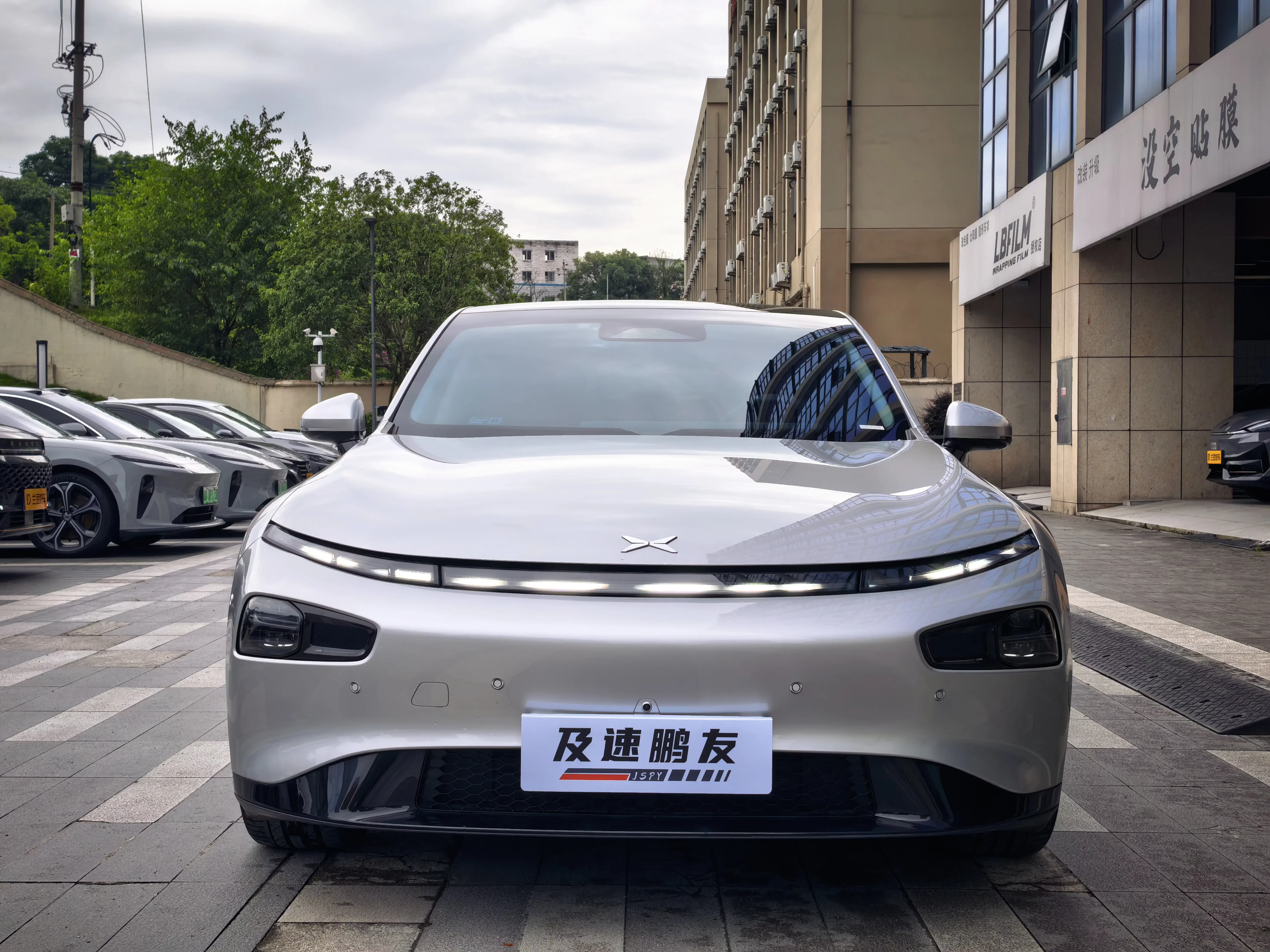 Xpeng P7